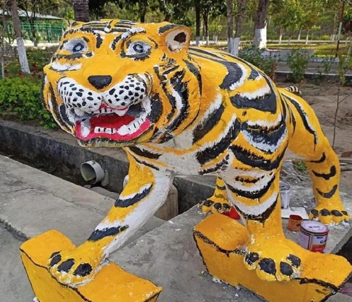Hình ảnh tượng con hổ hài